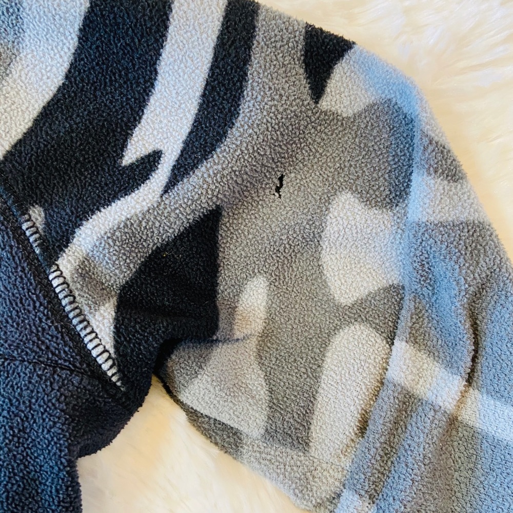 Columbia Fleece Pullover - Picture 5 of 6